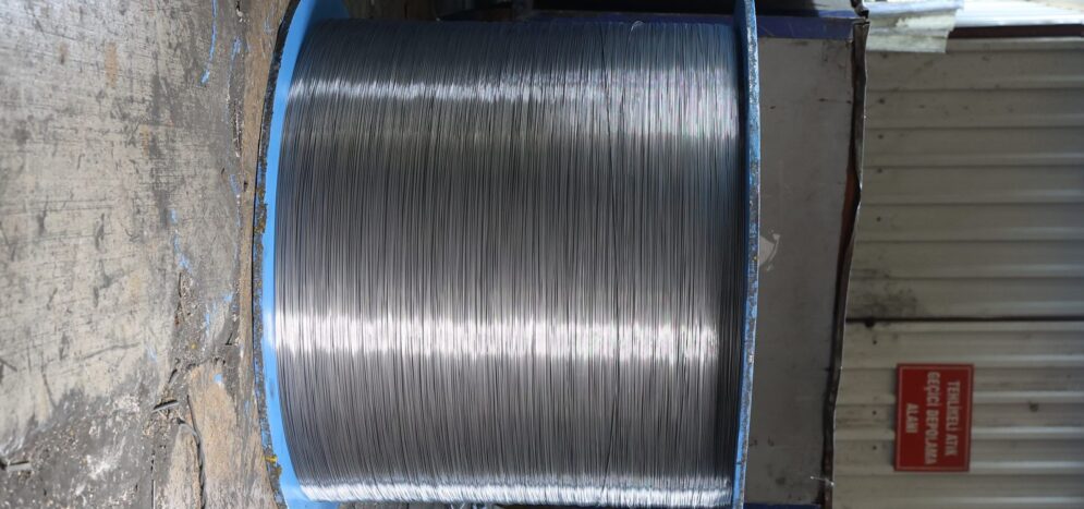 OSSO Wire — A08A2761 OSSO Wire production photo A08A2761
