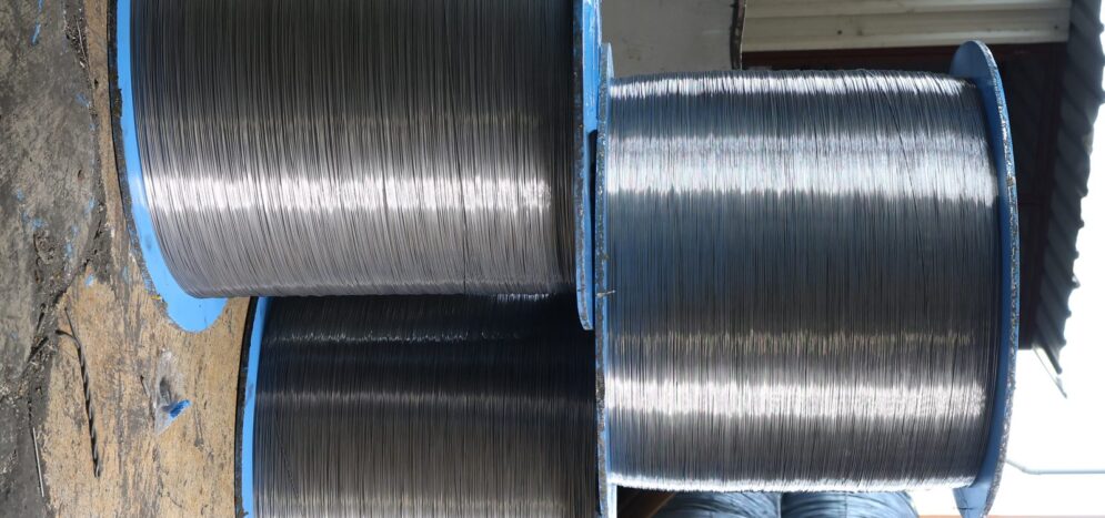 OSSO Wire — A08A2764 OSSO Wire production photo A08A2764