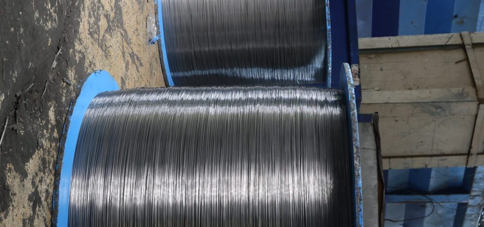 OSSO Wire production photo A08A2788