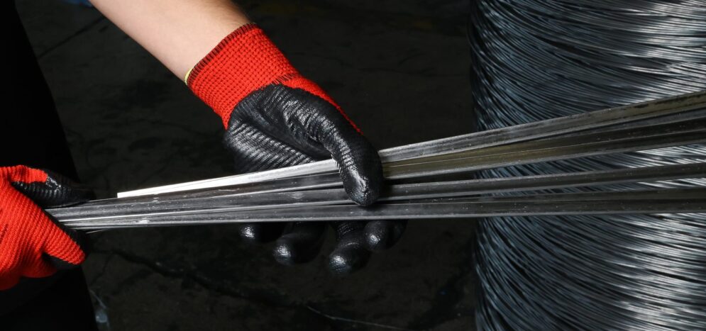 OSSO Wire — A08A2950 OSSO Wire production photo A08A2950